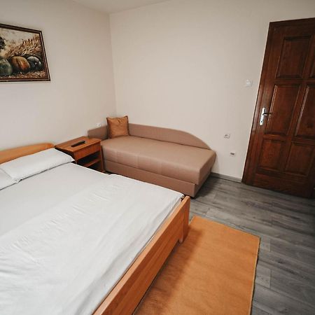 B&B Passage Szávaszentdemeter Kültér fotó