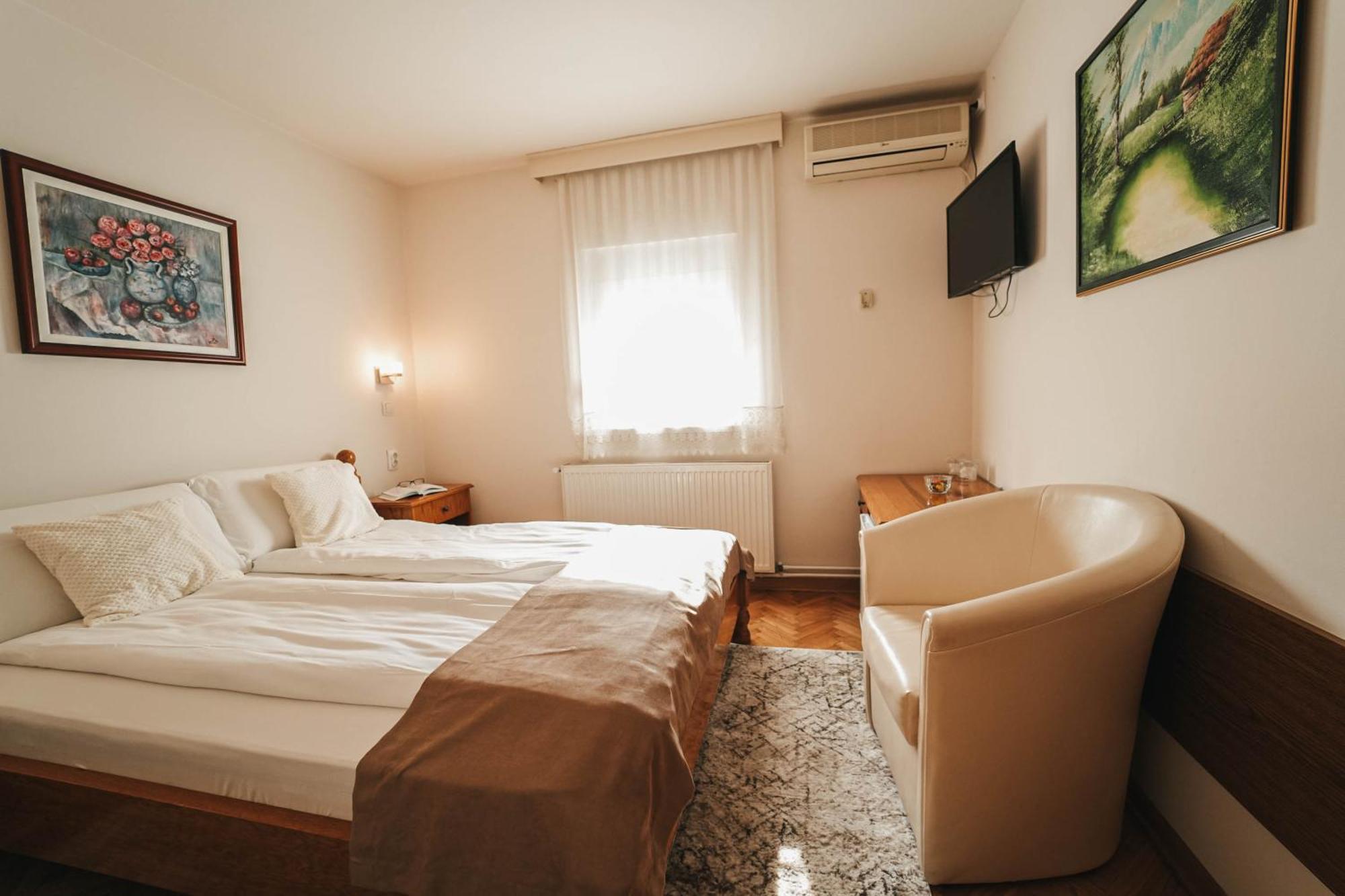 B&B Passage Szávaszentdemeter Kültér fotó